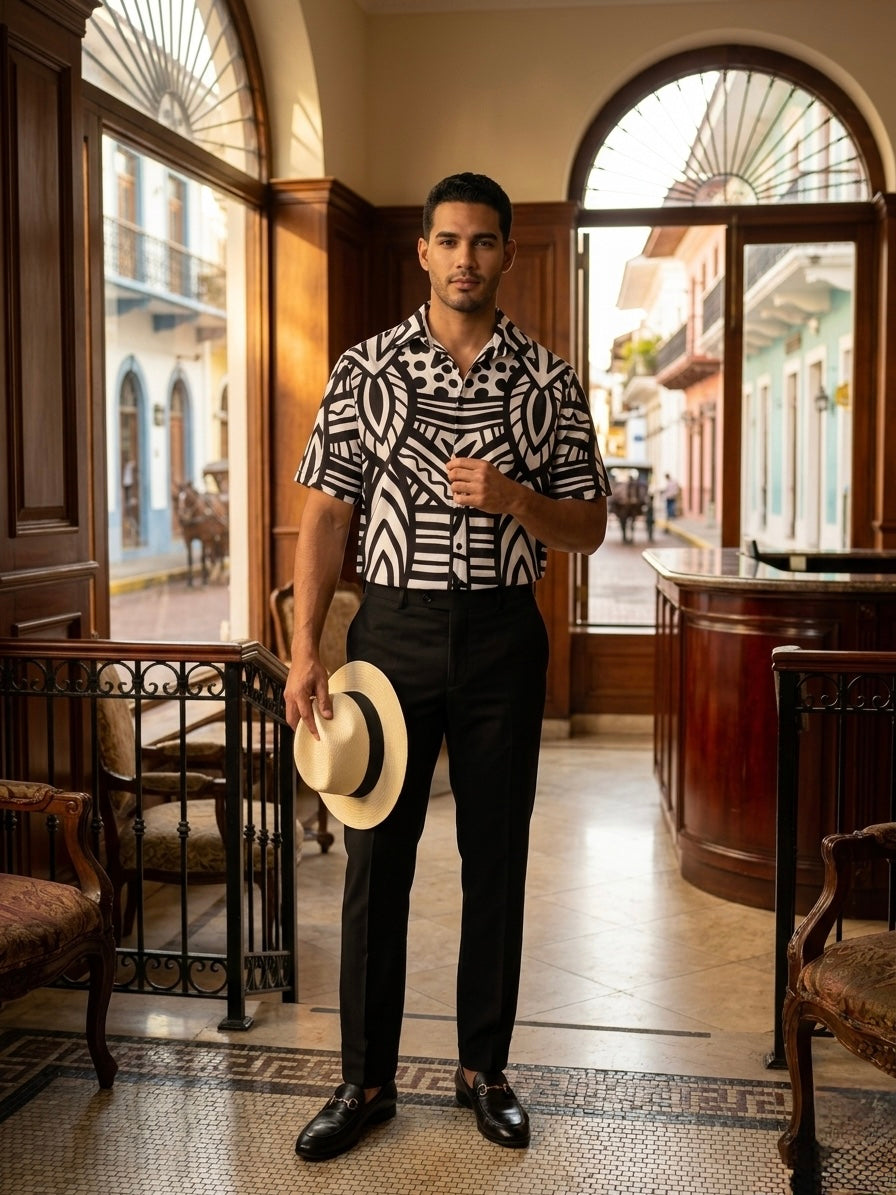 Camisa Trazos Ancestrales Blanco y Negro