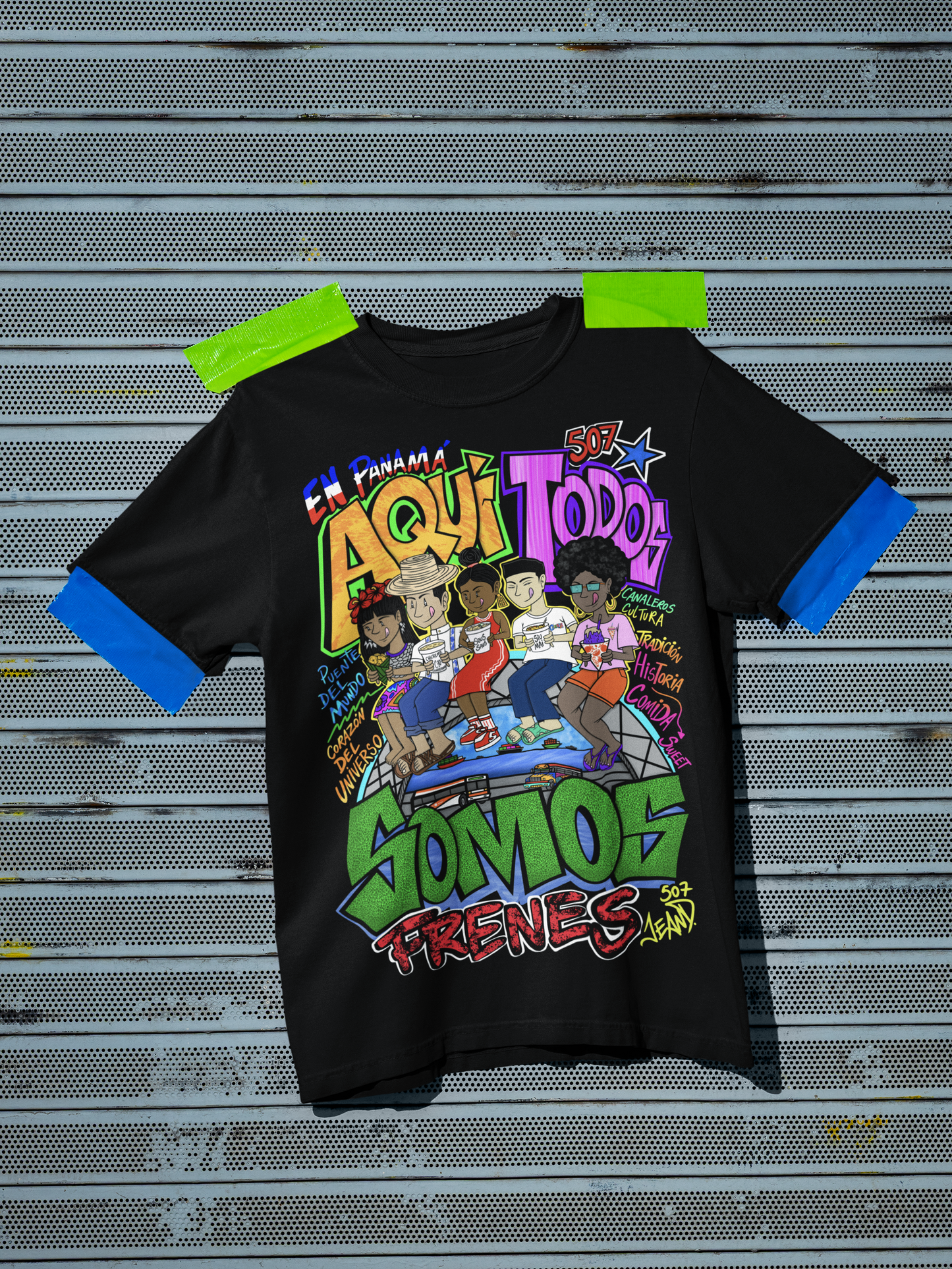En Panamá Aquí todos somos frenes T-shirt